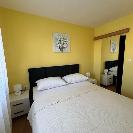 Apartment Alena 1 I 2 Бибине Екстериор снимка